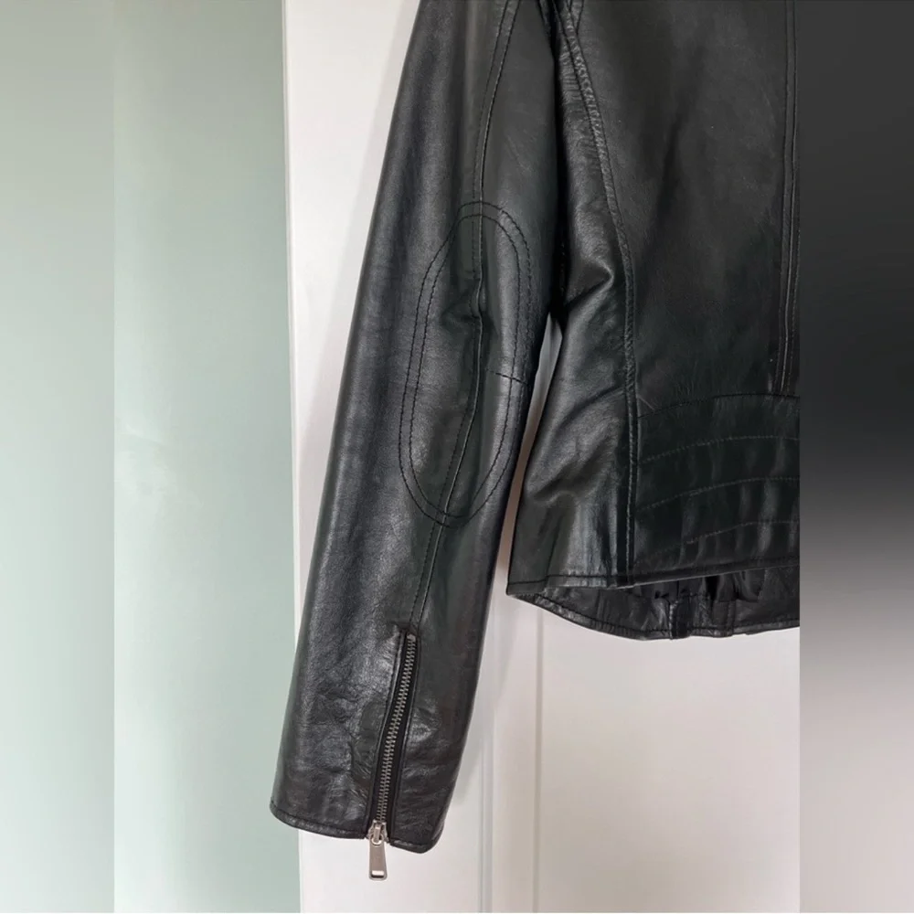 Wilsons Leather Sleek Black Jacket - Picture 8 of 16